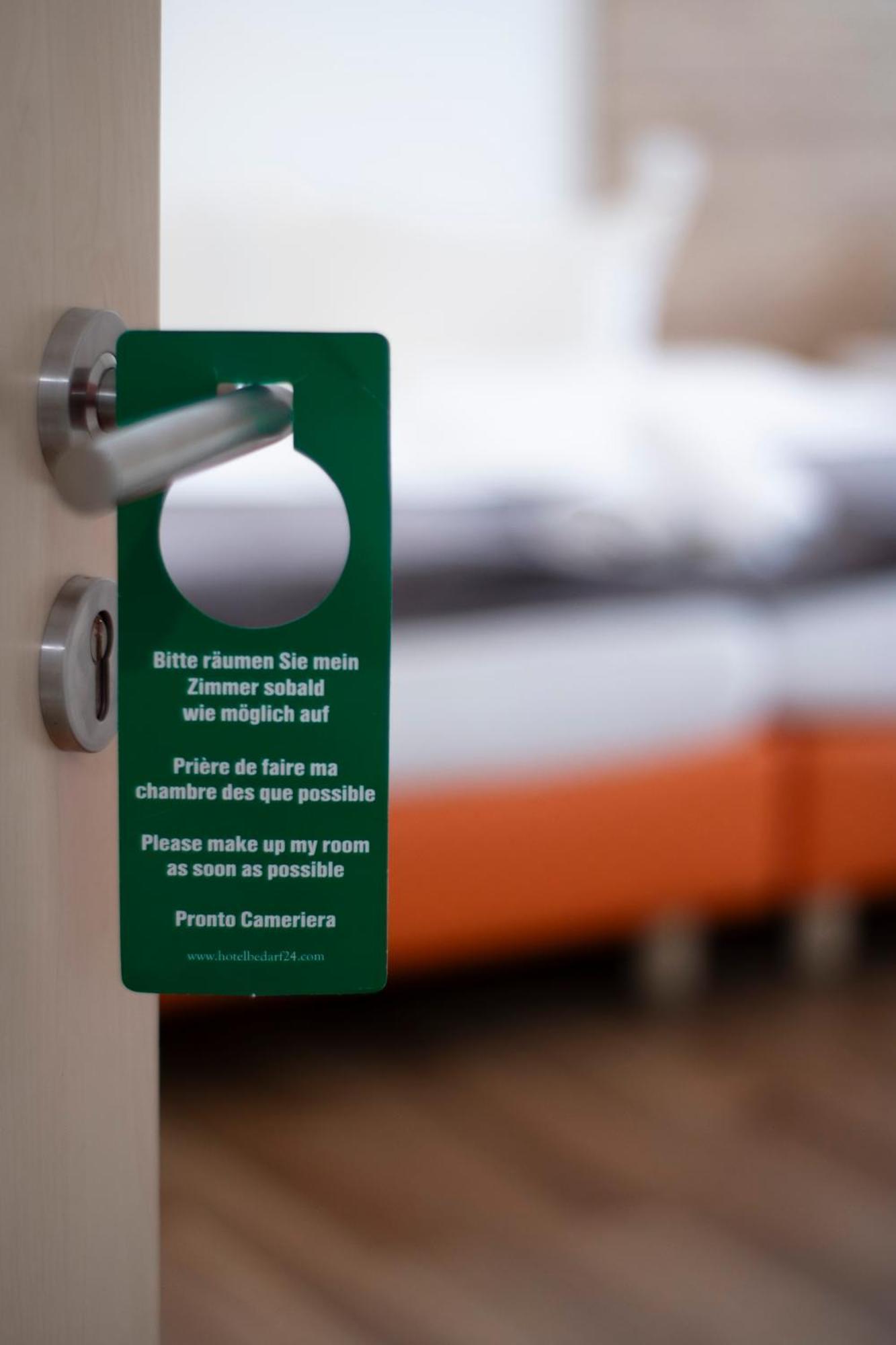 Orange Hotel Und Apartments Neu-Ulm Εξωτερικό φωτογραφία