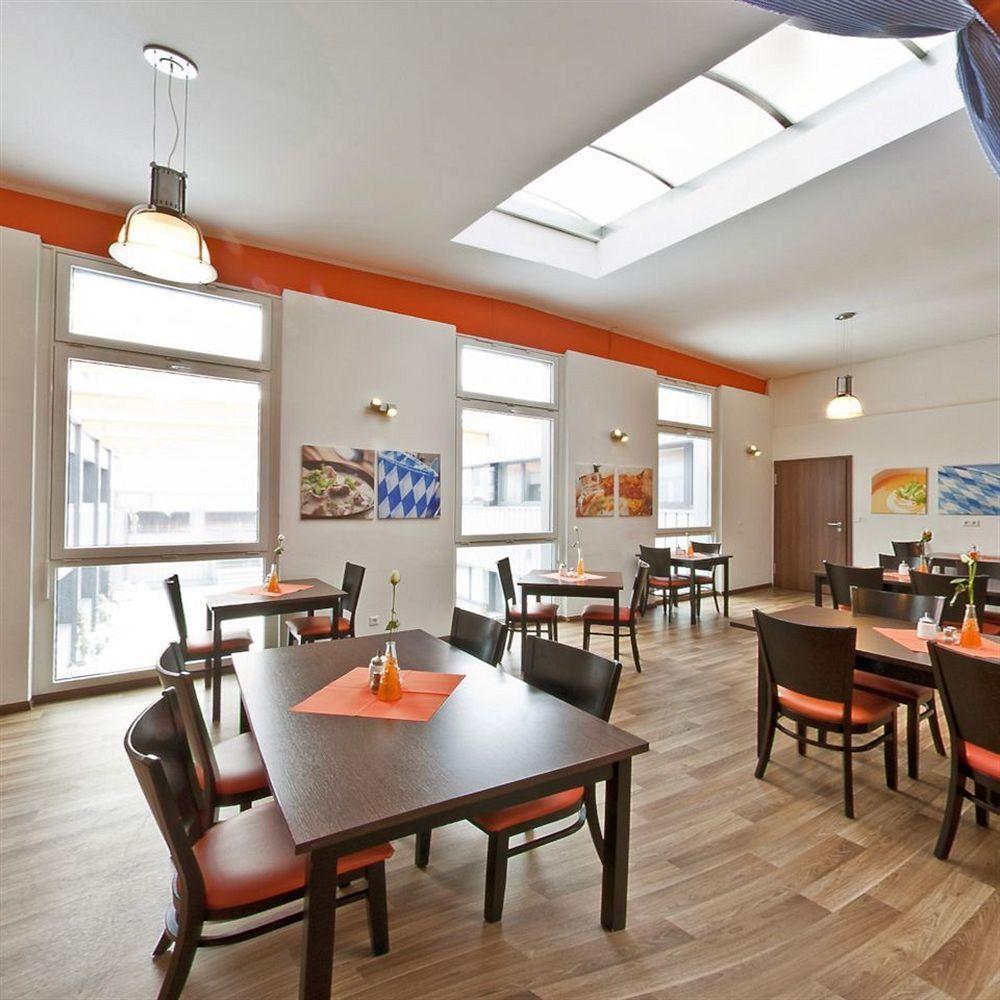 Orange Hotel Und Apartments Neu-Ulm Εξωτερικό φωτογραφία