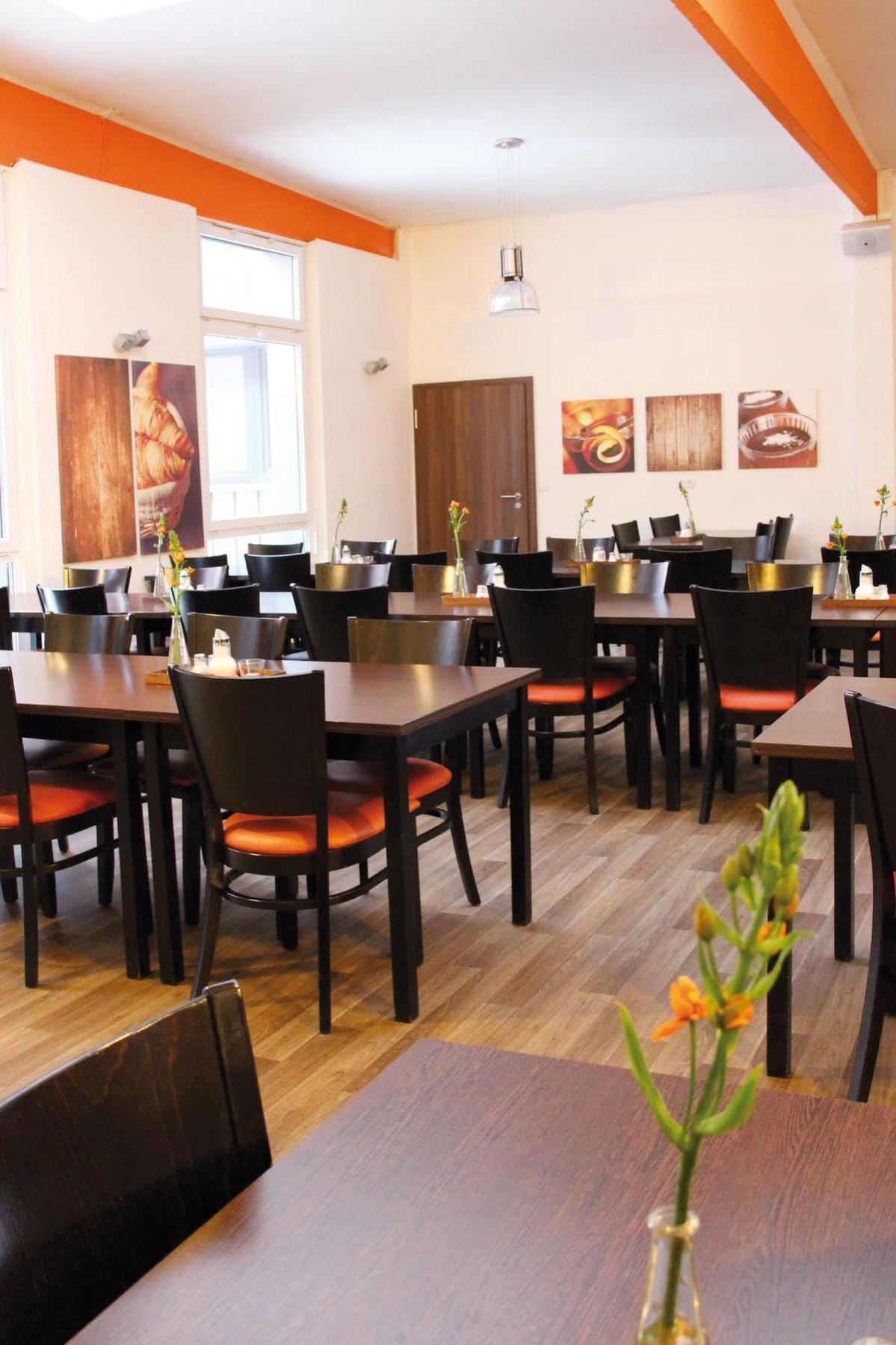 Orange Hotel Und Apartments Neu-Ulm Εξωτερικό φωτογραφία