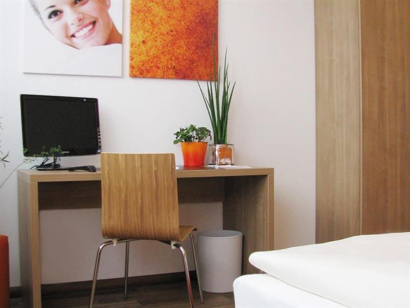 Orange Hotel Und Apartments Neu-Ulm Εξωτερικό φωτογραφία